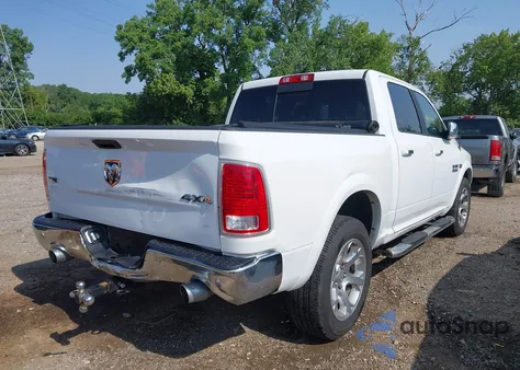 2018 Ram 1500 Laramie z USA, uszkodzony, nr VIN 1C6RR7NT0JS131161